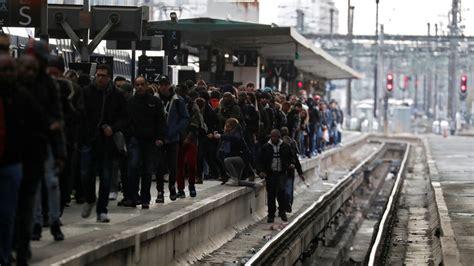 A Greve dos Trabalhadores Ferroviários Franceses de 2018: Uma Luta Contra a Modernização e os Desafios do Século XXI